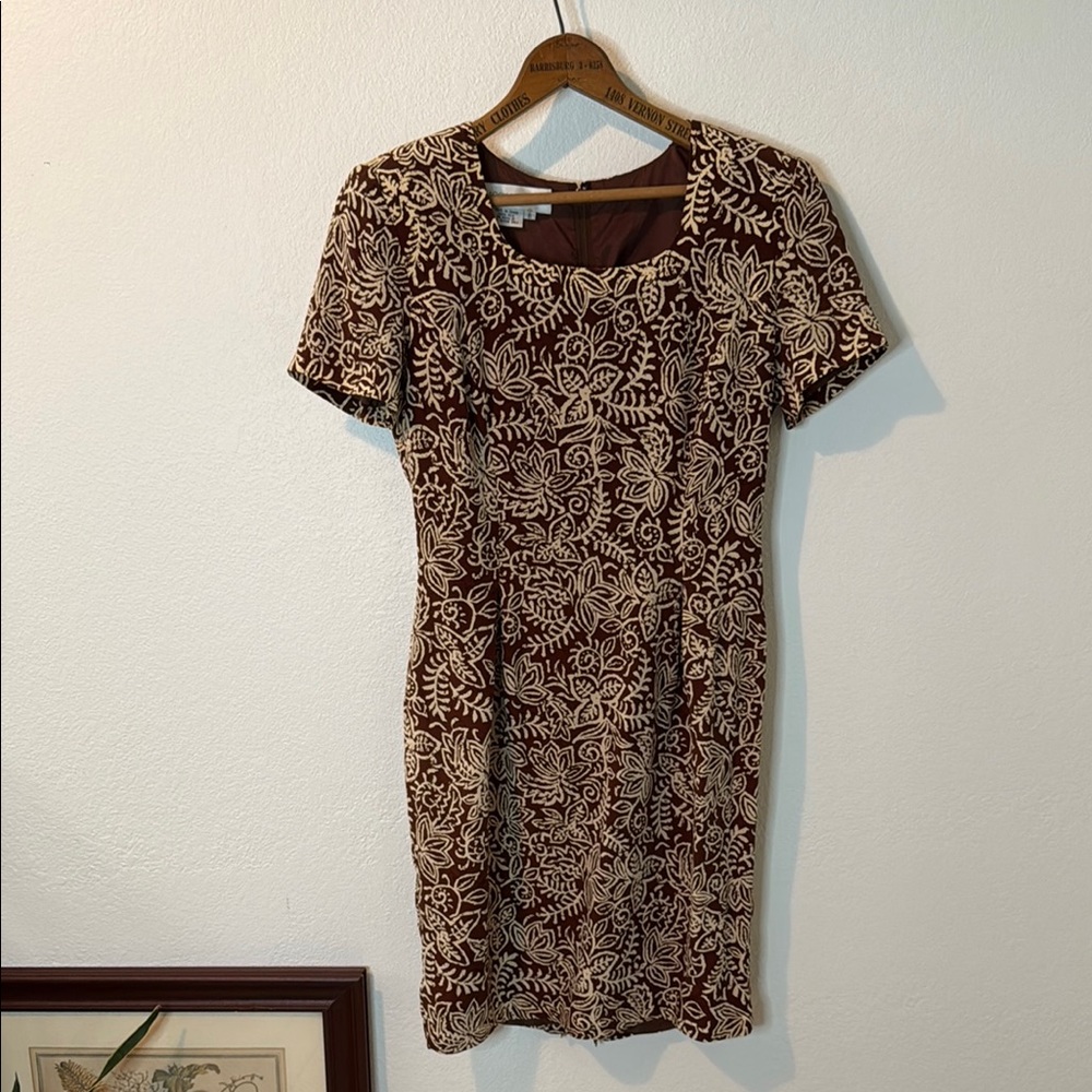 Maggy London Brown Tan Sheath Dress Short Sleeve Square Neck